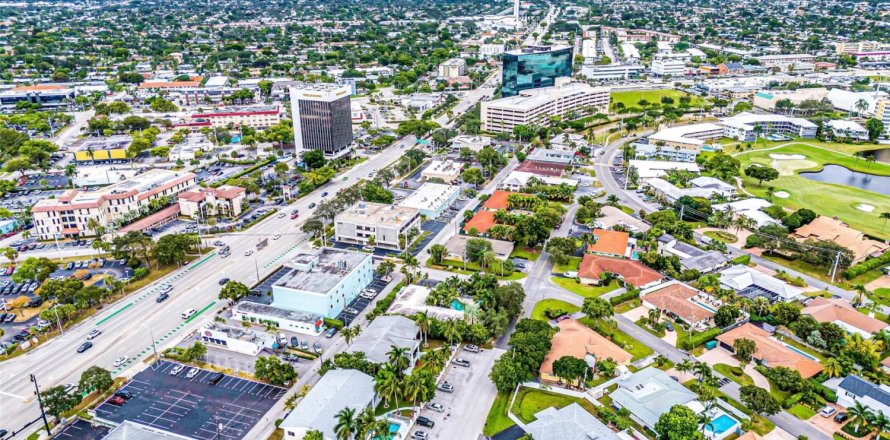 Condominio en Fort Lauderdale, Florida, 2 dormitorios № 1161652