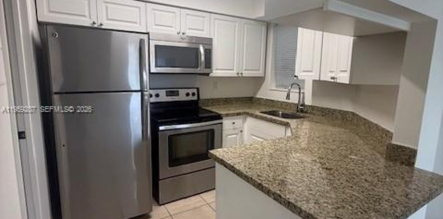 Кондоминиум с 2 спальнями в Хайалиа, Флорида № 2018083