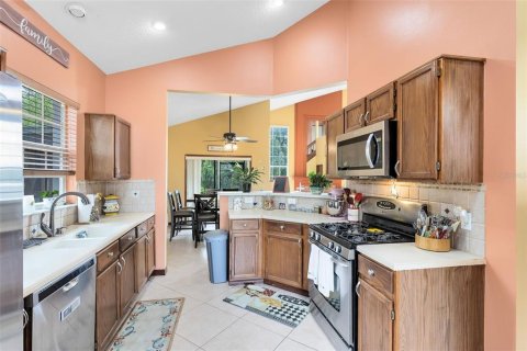 Casa en venta en Casselberry, Florida, 3 dormitorios, 172.24 m2 № 1582285 - foto 10