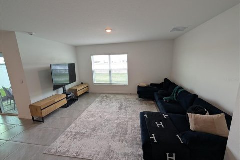 House in Ruskin, Florida 4 bedrooms, 171.5 sq.m. № 2258983 - photo 8
