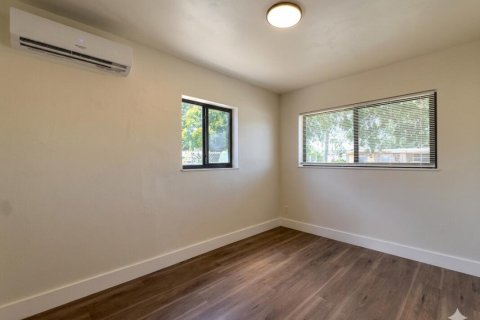 Villa ou maison à vendre à Fort Lauderdale, Floride: 3 chambres, 85.93 m2 № 2088078 - photo 8