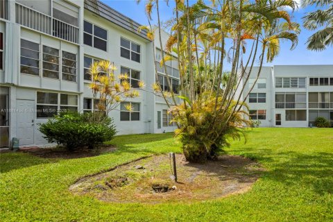 Condominio en venta en Margate, Florida, 2 dormitorios, 73.39 m2 № 1925433 - foto 4