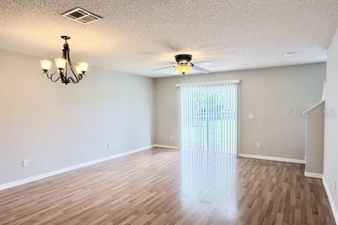 Touwnhouse à louer à Orlando, Floride: 3 chambres, 137.77 m2 № 2413748 - photo 5