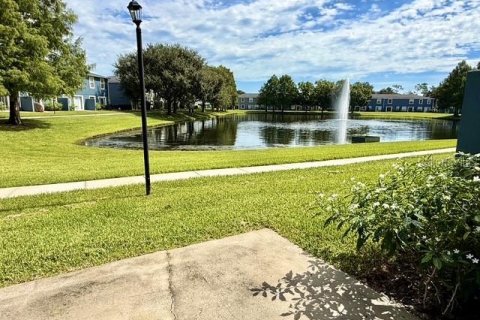 Touwnhouse à louer à Orlando, Floride: 3 chambres, 137.77 m2 № 2413748 - photo 23