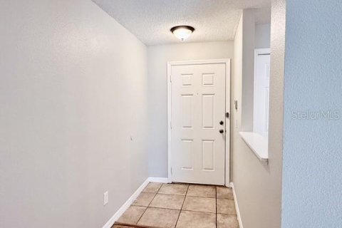 Touwnhouse à louer à Orlando, Floride: 3 chambres, 137.77 m2 № 2413748 - photo 4