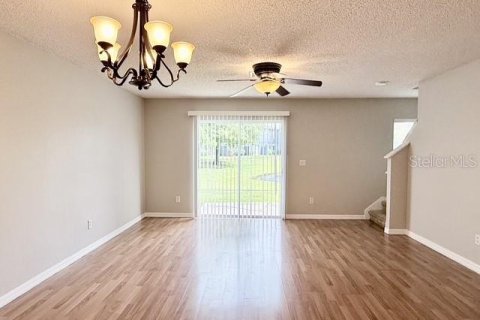 Touwnhouse à louer à Orlando, Floride: 3 chambres, 137.77 m2 № 2413748 - photo 6