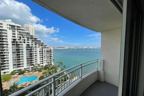 Apartment in Miami, Florida 1 bedroom, 62.34 sq.m. № 1896612 - photo 1