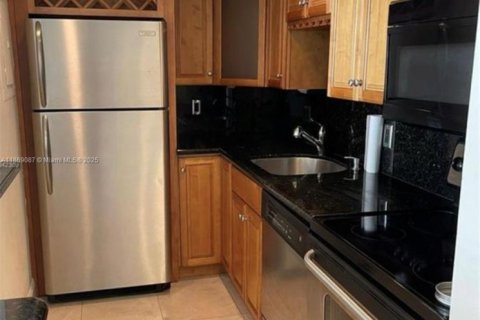 Apartment in Miami, Florida 1 bedroom, 62.34 sq.m. № 1896612 - photo 4