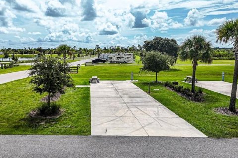 Land in Lake Wales, Florida № 2105466