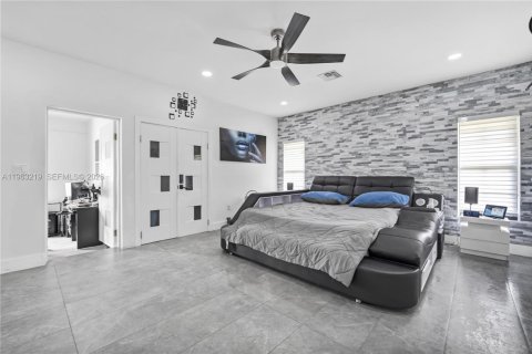 Купить виллу или дом в Дейви, Флорида 6 спален, 288.74м2, № 2027339 - фото 22