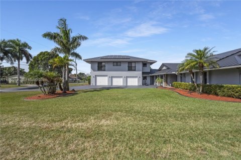 Купить виллу или дом в Дейви, Флорида 6 спален, 288.74м2, № 2027339 - фото 11