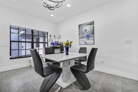 Купить виллу или дом в Дейви, Флорида 6 спален, 288.74м2, № 2027339 - фото 18