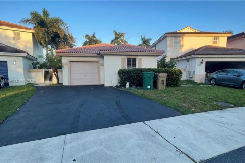 Villa ou maison à louer à Davie, Floride: 3 chambres, 126.44 m2 № 1928119 - photo 13