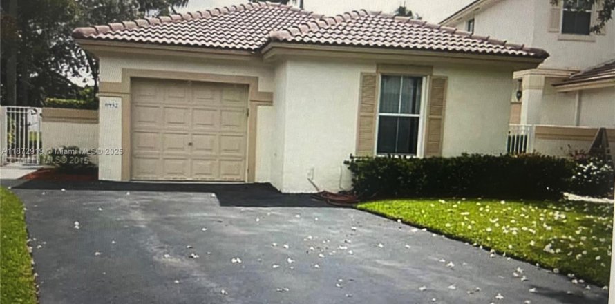 Villa ou maison à Davie, Floride 3 chambres, 126.44 m2 № 1928119