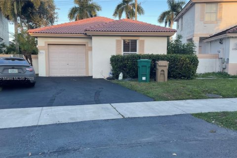 Villa ou maison à louer à Davie, Floride: 3 chambres, 126.44 m2 № 1928119 - photo 19