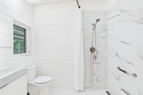 Villa ou maison à louer à Fort Lauderdale, Floride: 3 chambres, 122.07 m2 № 2051590 - photo 28