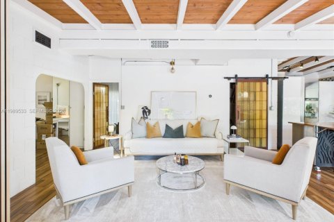 Villa ou maison à louer à Fort Lauderdale, Floride: 3 chambres, 122.07 m2 № 2051590 - photo 4