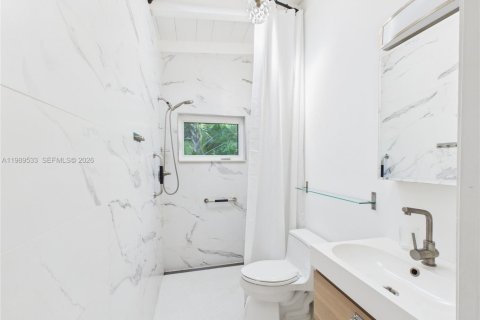 Villa ou maison à louer à Fort Lauderdale, Floride: 3 chambres, 122.07 m2 № 2051590 - photo 24