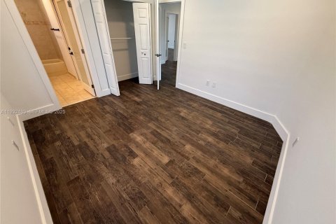 Casa en alquiler en Homestead, Florida, 4 dormitorios, 237.74 m2 № 2054844 - foto 13