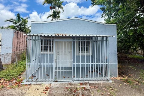 Apartamento en Miami, Florida 1 dormitorio, 156.82 m2 № 2060908