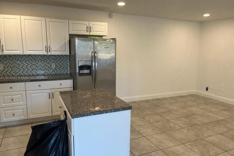 Villa ou maison à vendre à Fort Lauderdale, Floride: 5 chambres, 142.88 m2 № 1926386 - photo 6