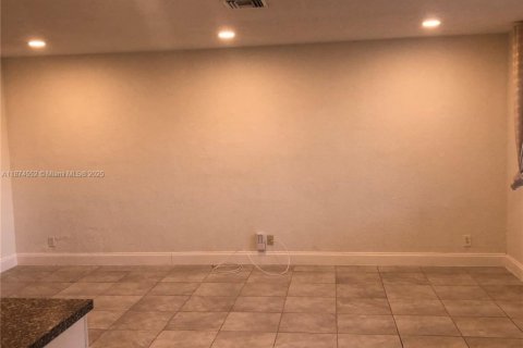 Villa ou maison à vendre à Fort Lauderdale, Floride: 5 chambres, 142.88 m2 № 1926386 - photo 14