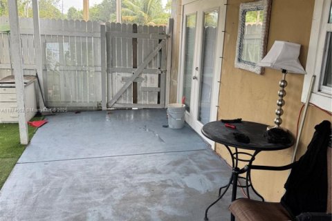 Villa ou maison à vendre à Fort Lauderdale, Floride: 5 chambres, 142.88 m2 № 1926386 - photo 16