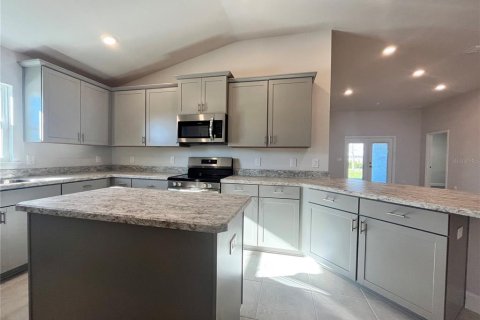 Casa en venta en Ocala, Florida, 4 dormitorios, 205.5 m2 № 1571884 - foto 3