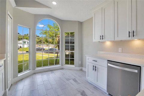 Casa en venta en Orlando, Florida, 3 dormitorios, 108.05 m2 № 1911903 - foto 5