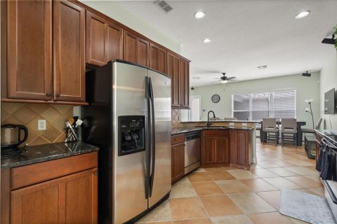 Touwnhouse à louer à Oviedo, Floride: 3 chambres, 158.4 m2 № 2401155 - photo 6