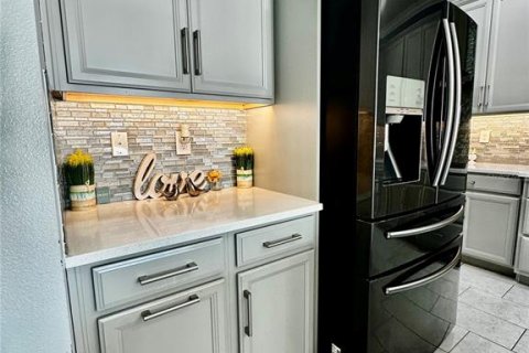 Villa ou maison à vendre à Orlando, Floride: 5 chambres, 348.29 m2 № 1261514 - photo 13