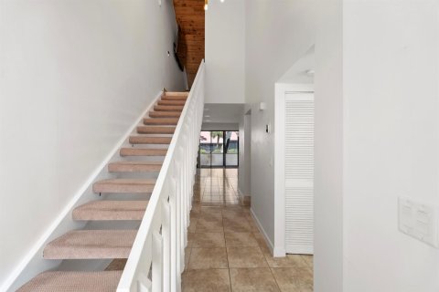 Touwnhouse à vendre à Palm Beach Gardens, Floride: 2 chambres, 138.52 m2 № 2077501 - photo 3