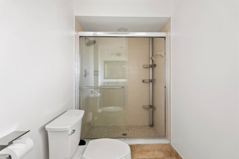 Touwnhouse à vendre à Palm Beach Gardens, Floride: 2 chambres, 138.52 m2 № 2077501 - photo 17