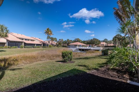 Touwnhouse à vendre à Palm Beach Gardens, Floride: 2 chambres, 138.52 m2 № 2077501 - photo 21