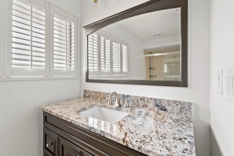 Touwnhouse à vendre à Palm Beach Gardens, Floride: 2 chambres, 138.52 m2 № 2077501 - photo 16