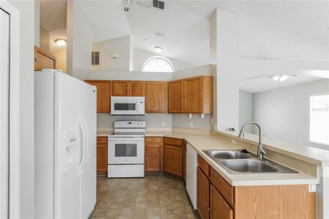 Casa en venta en Kissimmee, Florida, 3 dormitorios, 137.5 m2 № 1907248 - foto 4