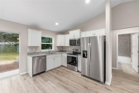 House in Ocala, Florida 3 bedrooms, 92.9 sq.m. № 2208009 - photo 3
