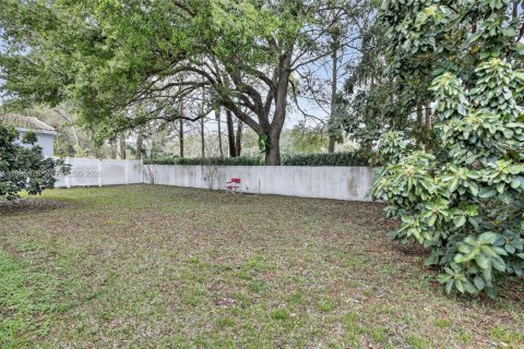 House in Miramar, Florida 3 bedrooms, 151.62 sq.m. № 2044780 - photo 30