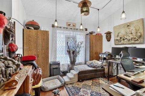 House in Miramar, Florida 3 bedrooms, 151.62 sq.m. № 2044780 - photo 6