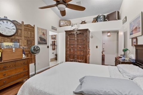 House in Miramar, Florida 3 bedrooms, 151.62 sq.m. № 2044780 - photo 17