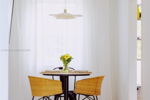 Снять в аренду виллу или дом в Бискейн-Парк, Флорида 3 спальни, 75.81м2, № 1990209 - фото 10