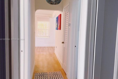 Снять в аренду виллу или дом в Бискейн-Парк, Флорида 3 спальни, 75.81м2, № 1990209 - фото 26