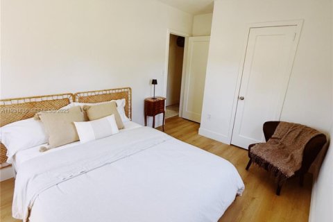 Снять в аренду виллу или дом в Бискейн-Парк, Флорида 3 спальни, 75.81м2, № 1990209 - фото 23