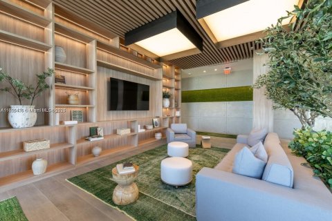 Apartment in Miami, Florida 2 bedrooms, 90.02 sq.m. № 1875092 - photo 13