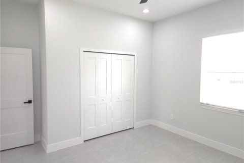 House in Lady Lake, Florida 4 bedrooms, 185.8 sq.m. № 1903907 - photo 30
