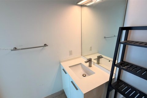 Condominio en alquiler en Miami, Florida, 39.02 m2 № 1854788 - foto 5