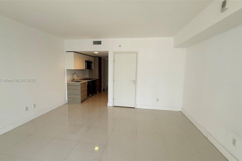 Condominio en alquiler en Miami, Florida, 39.02 m2 № 1854788 - foto 7