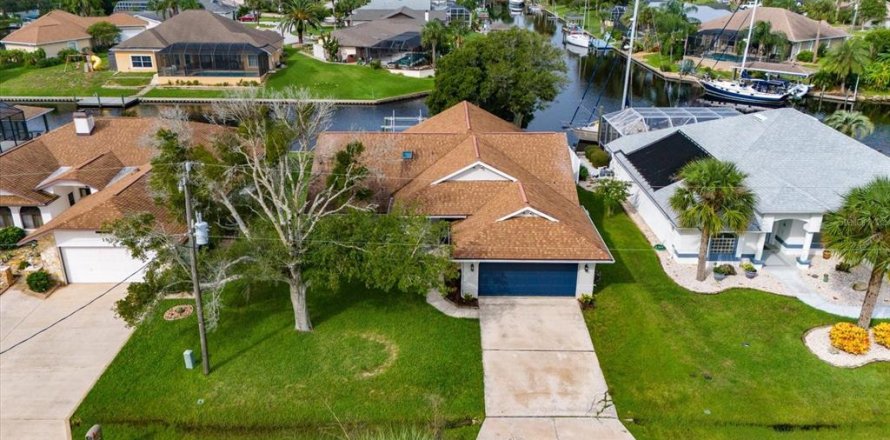 Villa ou maison à Palm Coast, Floride 3 chambres, 169.27 m2 № 2419688