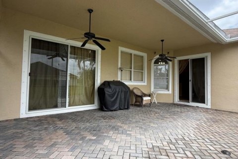 House in Vero Beach, Florida 3 bedrooms, 191.47 sq.m. № 2083327 - photo 29