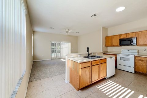 Adosado en venta en Clermont, Florida, 3 dormitorios, 139.63 m2 № 2207823 - foto 7